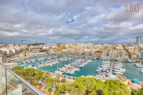 2BR Penthouse with views overlooking Pietà Marina by 360 Estates, Pietà (fotografie 8)