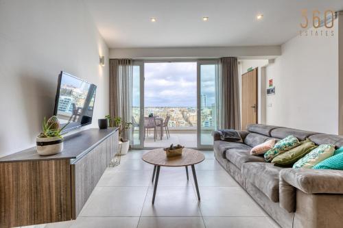 2BR Penthouse with views overlooking Pietà Marina by 360 Estates, Pietà (fotografie 2)