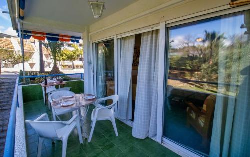 Apartment with Sea View image 9