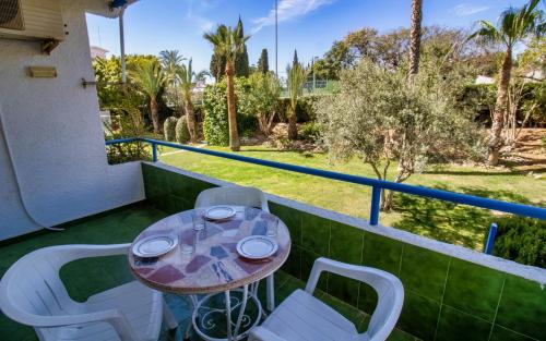 Apartment with Sea View image 8