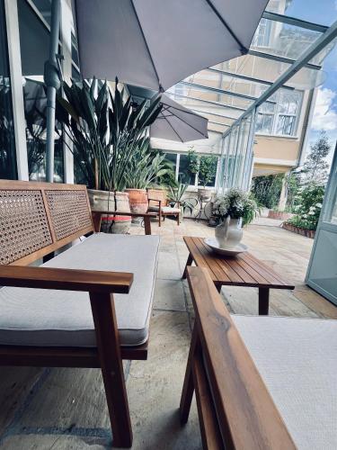 Les Grands Jardins Lodge in 紀梵尼