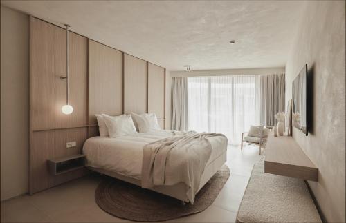 1 queen bed
