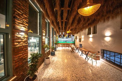 Удобства, Vega 43 Hostel in Саранда