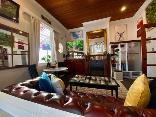 Little bird in สมิทตัน