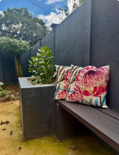 The Midlands Protea in ฮอวิคก์