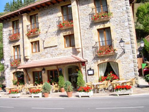 Hotel Cosgaya - 숙소 외관
