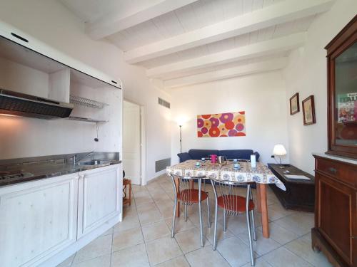 Apartment La Rosa-2 by Interhome in Plemmirio