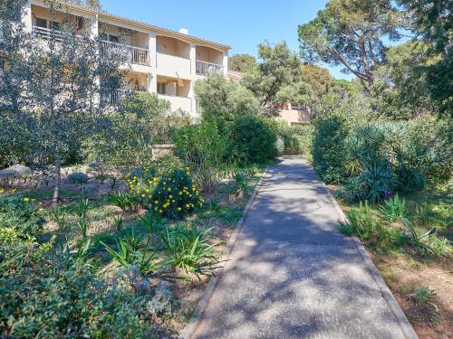 Apartment Pinede Mer et Soleil by Interhome near Pizza du Fournas