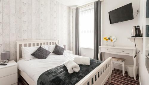 The Manor Grove – Blackpool