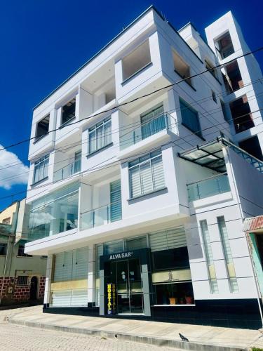 Exterior view, Hostal Alvasar in Copacabana