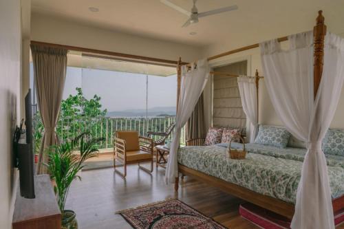 Eshi Resorts and Restaurant - Bhimashankars Jungle Luxury Resort in Tale Ghar
