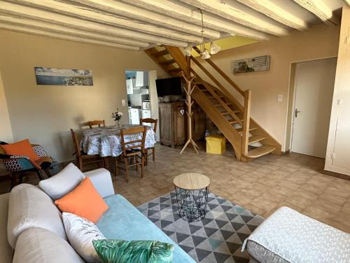 Banketu zāle, GÎTE Au Bord De L'Iton (GITE Au Bord De L'Iton) in L'Aigle mazpilsēta