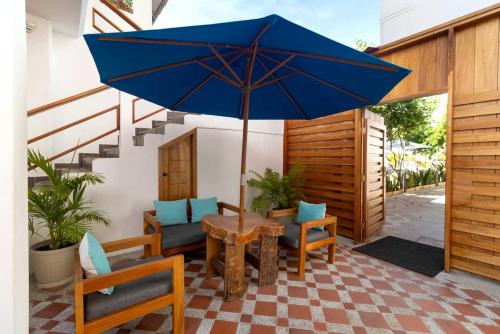 Lobby, Plaza Luna Suites in Galapagos