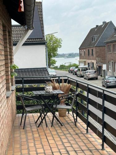 ระเบียง/ชานเรือน, Ferienwohnung Rheinpanorama Lülsdorf (Ferienwohnung Rheinpanorama Lulsdorf) in เวสเซลิง