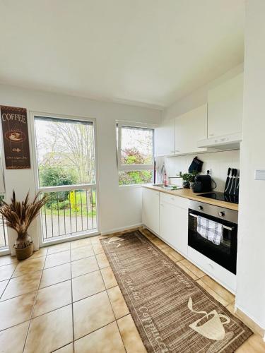 ห้องครัว, Ferienwohnung Rheinpanorama Lülsdorf (Ferienwohnung Rheinpanorama Lulsdorf) in เวสเซลิง