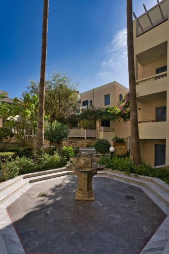 Pearl Beach - image 12