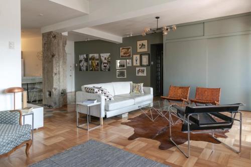 180 square meters in the historic center of Santiago