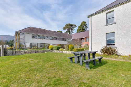 Exterior view, Knockree Hostel in Enniskerry