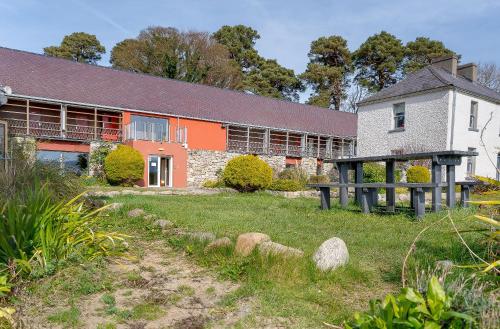 Exterior view, Knockree Hostel in Enniskerry