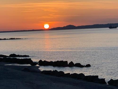 1Appartamento sulla spiaggia · Spadafora