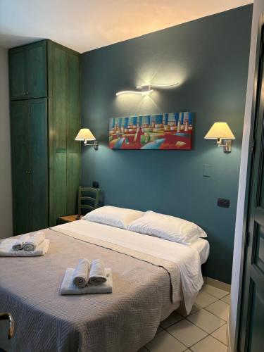 1 queen bed