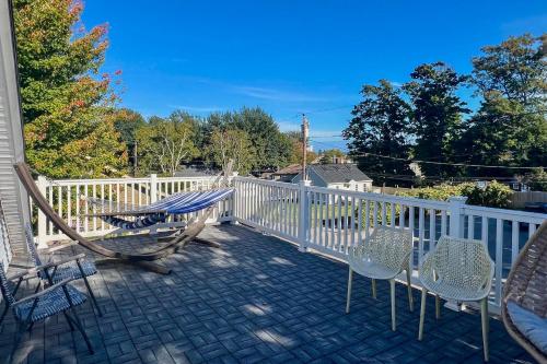Large Maine Home - 5 Min Walk to Old Orchard Beach - image 11