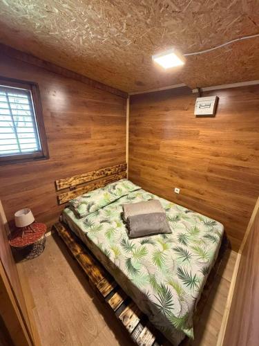 Two-Bedroom House image 3
