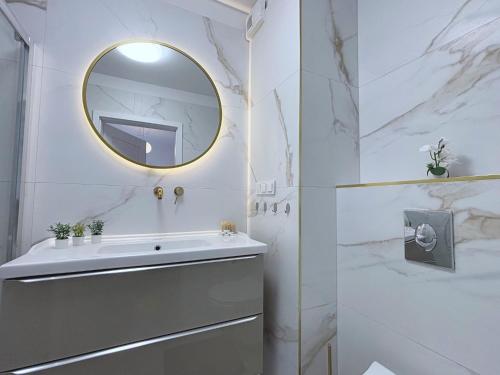 Two-Bedroom Apartment image 7