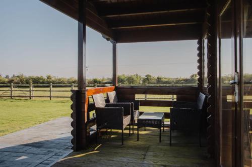 tuin, Ty Presto, Parc Y Fronwen in Niwbwrch