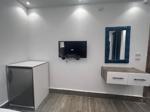 Crystal pyramid view