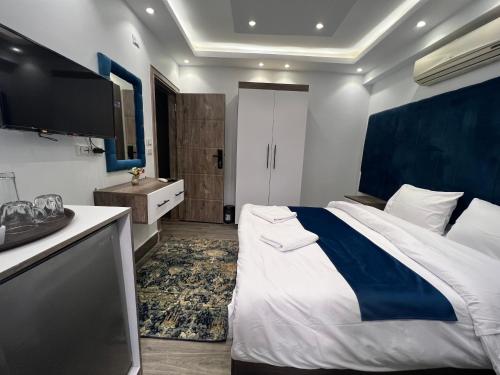 Crystal pyramid view