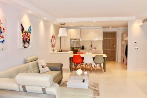 Apartment image 9