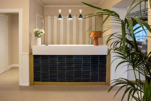 Фойє, Hotel Sablé (Hotel Sable) in Маріна ді Піетрасанта