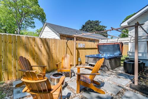 Private Hot Tub and Cold Plunge Fayetteville Gem! in Fayetteville, USA