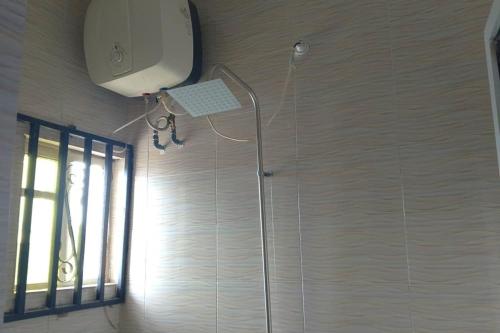 2 Bed - Sleeps 4 with Free Parking, Бенин-Сити (фото 5)