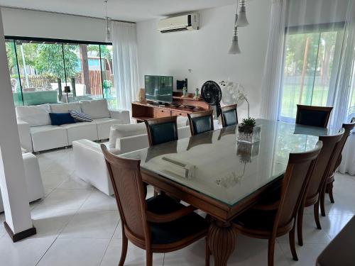 Casa de praia em Toquinho in อีโปะจูกา