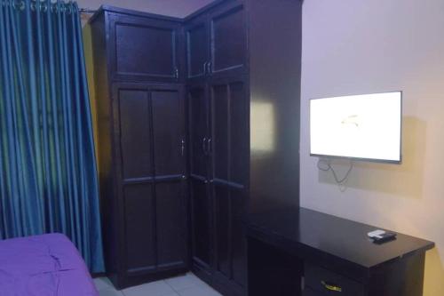 2 Bed - Sleeps 4 with Free Parking, Бенин-Сити (фото 6)