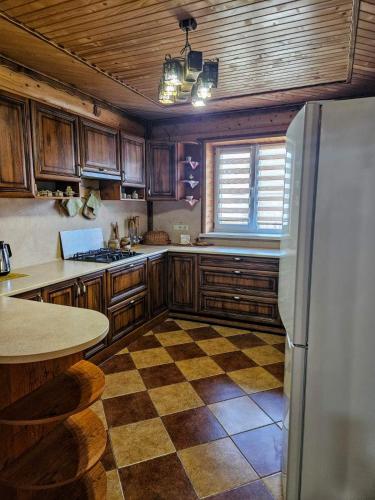 keuken, Ластівчине гніздо in Mykulychyn