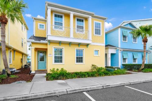 Waterfront Cottage With Balcony And Private Pool Near Disney And Margaritaville Resort & Island H20 Waterpark Access - 3008Ph