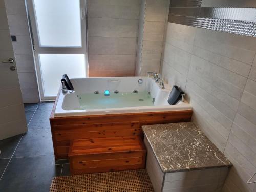 Comfort 4 bedroom villa yalova see view in Yenimahalle (Yalova)