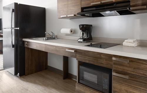 My Place Hotel-Shakopee MN - image 2