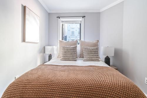 Sophisticated 2BR 1Bath in Turtle Bay Near Subway, New York (Foto 4)