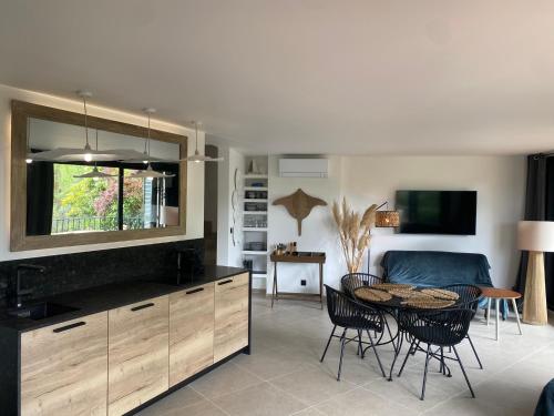 MarinesAppartement, Beach Duplex - Location saisonnière - Saint-Tropez