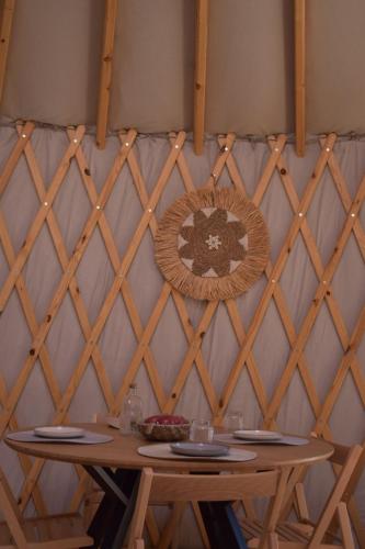 Yurt Lithoessa Gaia near Taverna Elpidia