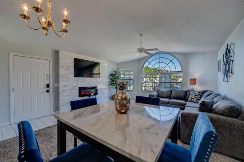 Gated Family Condo Near Disney Parks