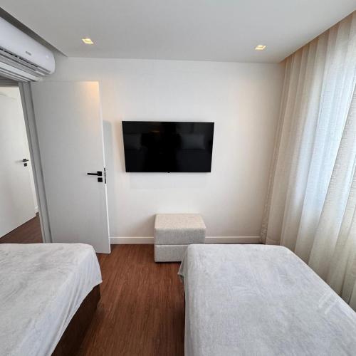 Three-Bedroom Apartment Suite image 9