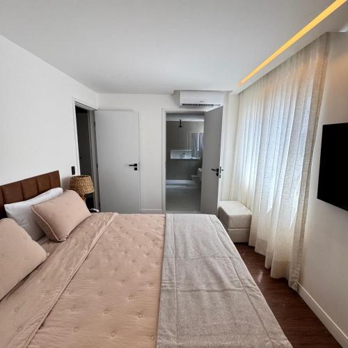Three-Bedroom Apartment Suite image 6