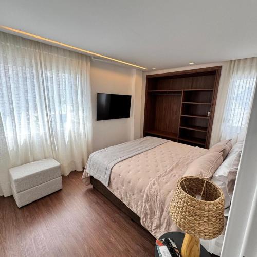 Three-Bedroom Apartment Suite image 3