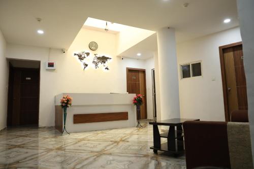 Hall, aaram ac dormitory in Ahmedabad
