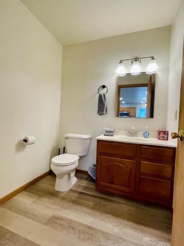Zero Rock Two-Story Suite - image 8